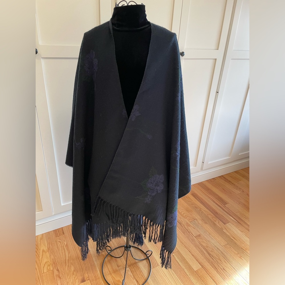 Chic navy blue shawl with muted purple flowers.